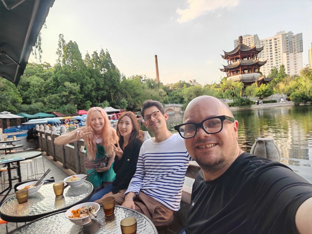 LTL Kunming || Lunches with Alex