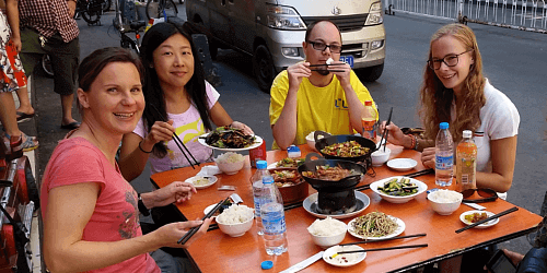 Al fresco lunch in Shanghai with LTL Mandarin