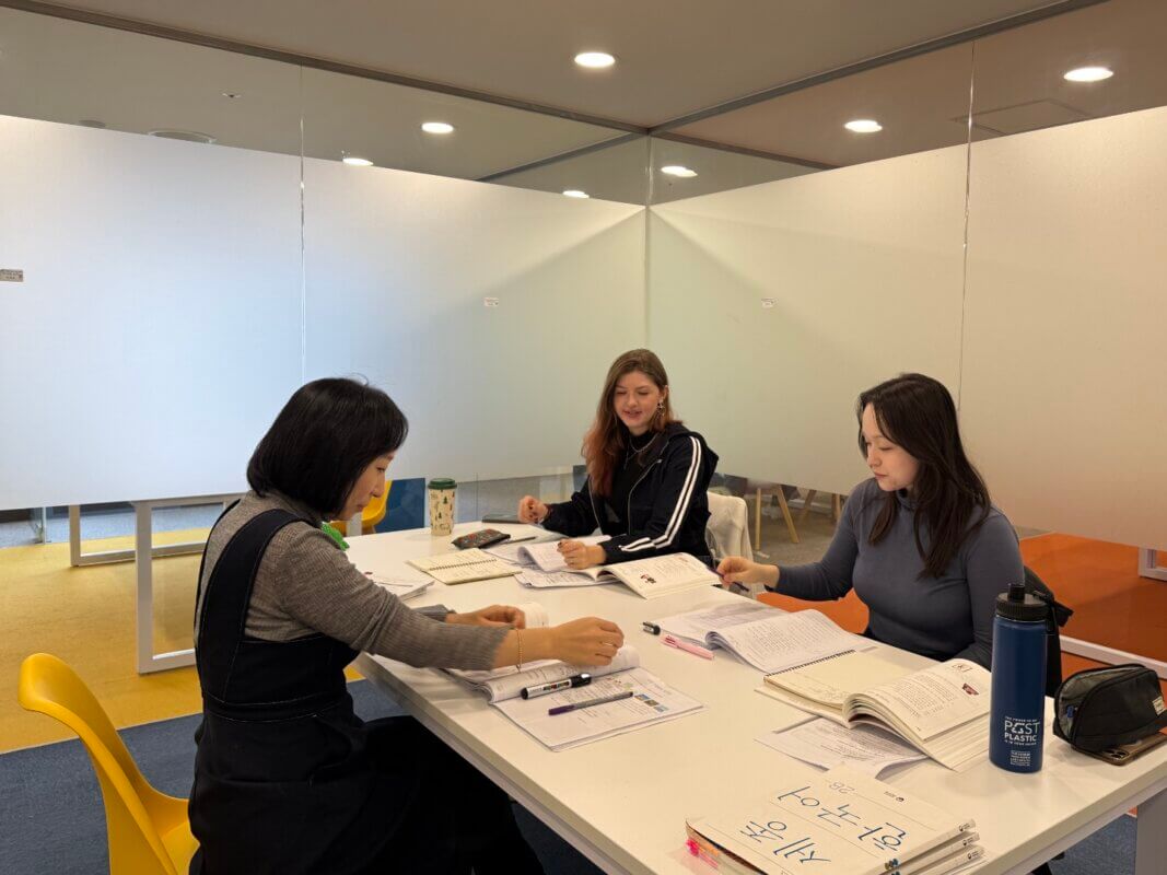 LTL Seoul || Small Group Class learning Korean