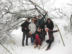 It's snowing in China!