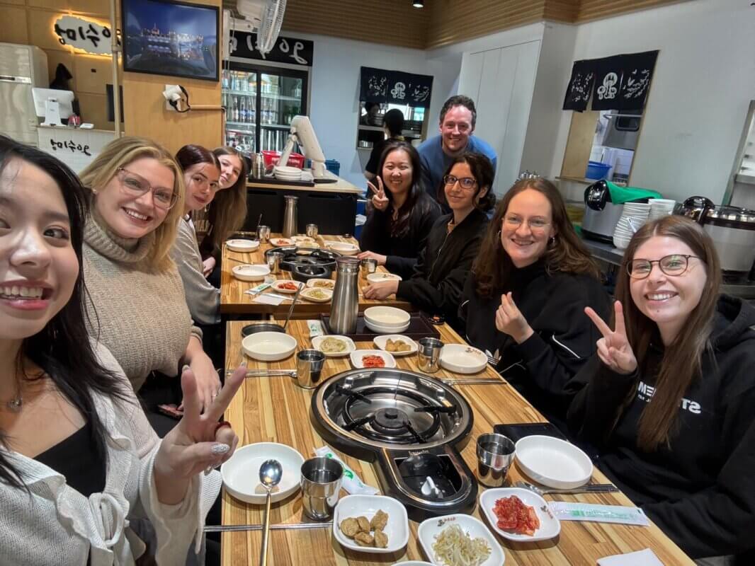 LTL Seoul || Friday lunch with Hailee, Esther, Max and Students